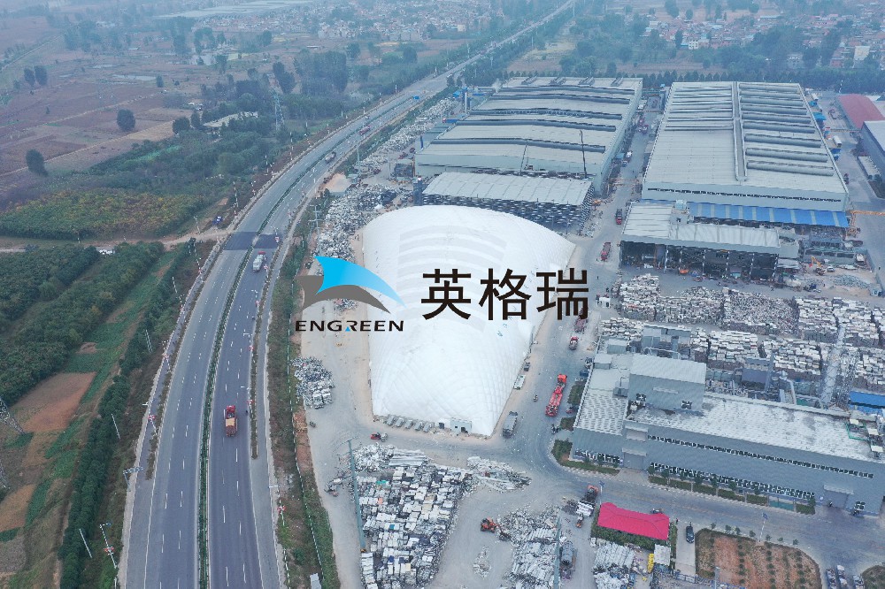 氣膜建筑廣泛應(yīng)用于工業(yè)倉儲(chǔ)方面，那氣膜倉庫和傳統(tǒng)倉庫的區(qū)別在哪里？